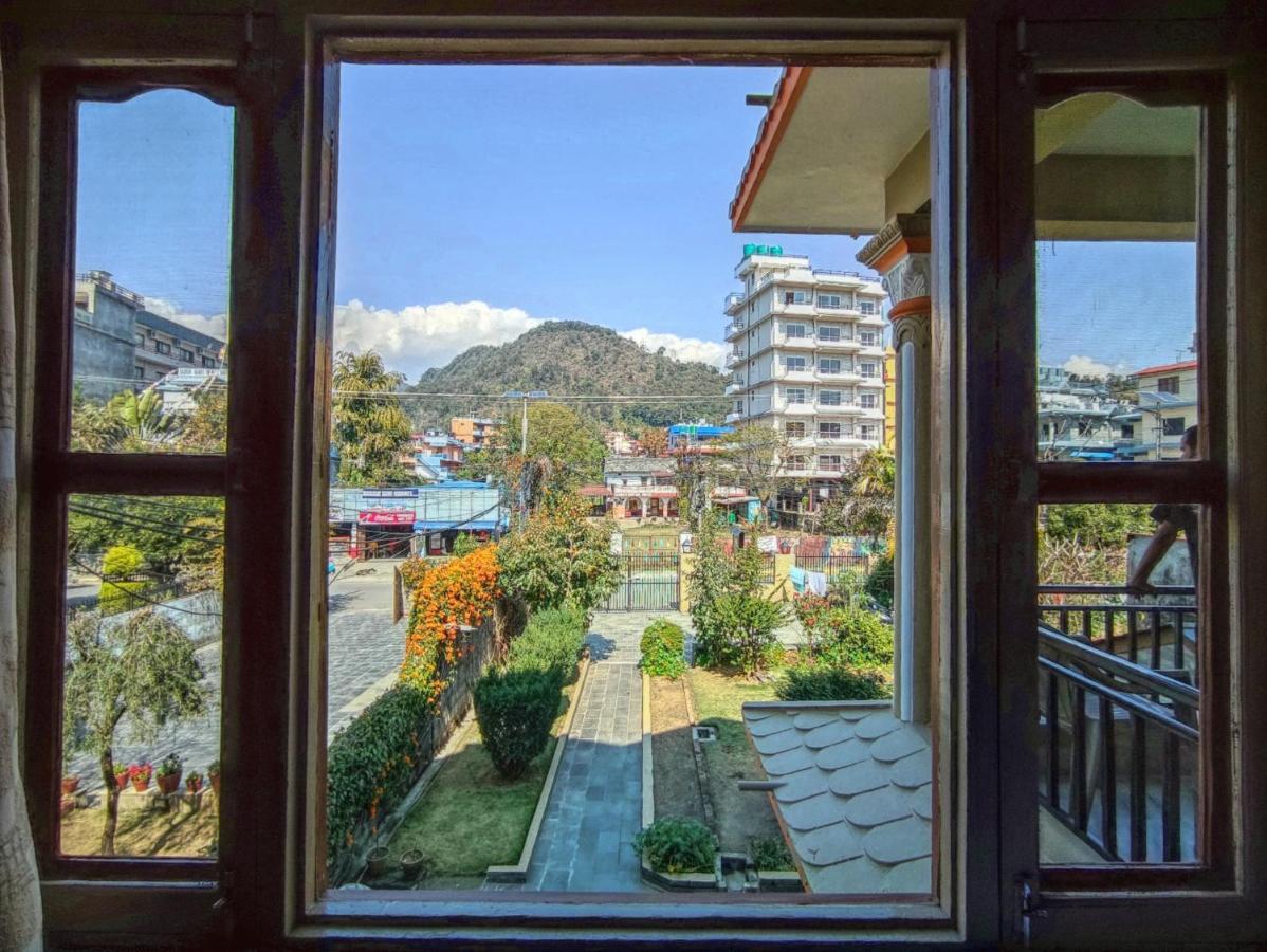 The Mountain House Hotel Pokhara Luaran gambar