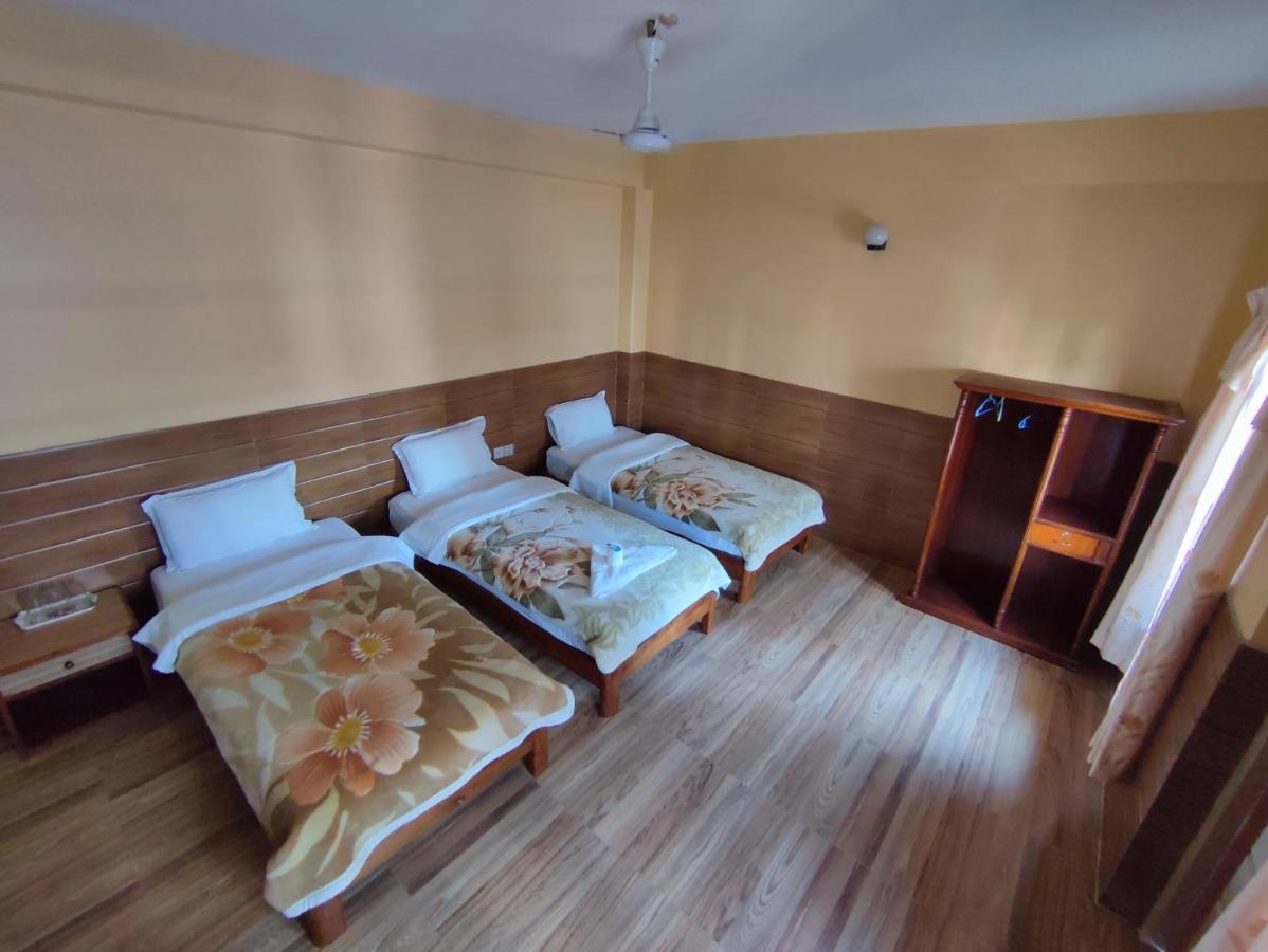 The Mountain House Hotel Pokhara Bilik gambar