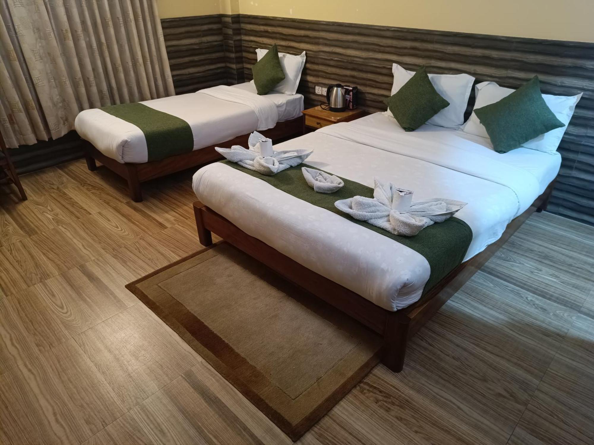 The Mountain House Hotel Pokhara Luaran gambar