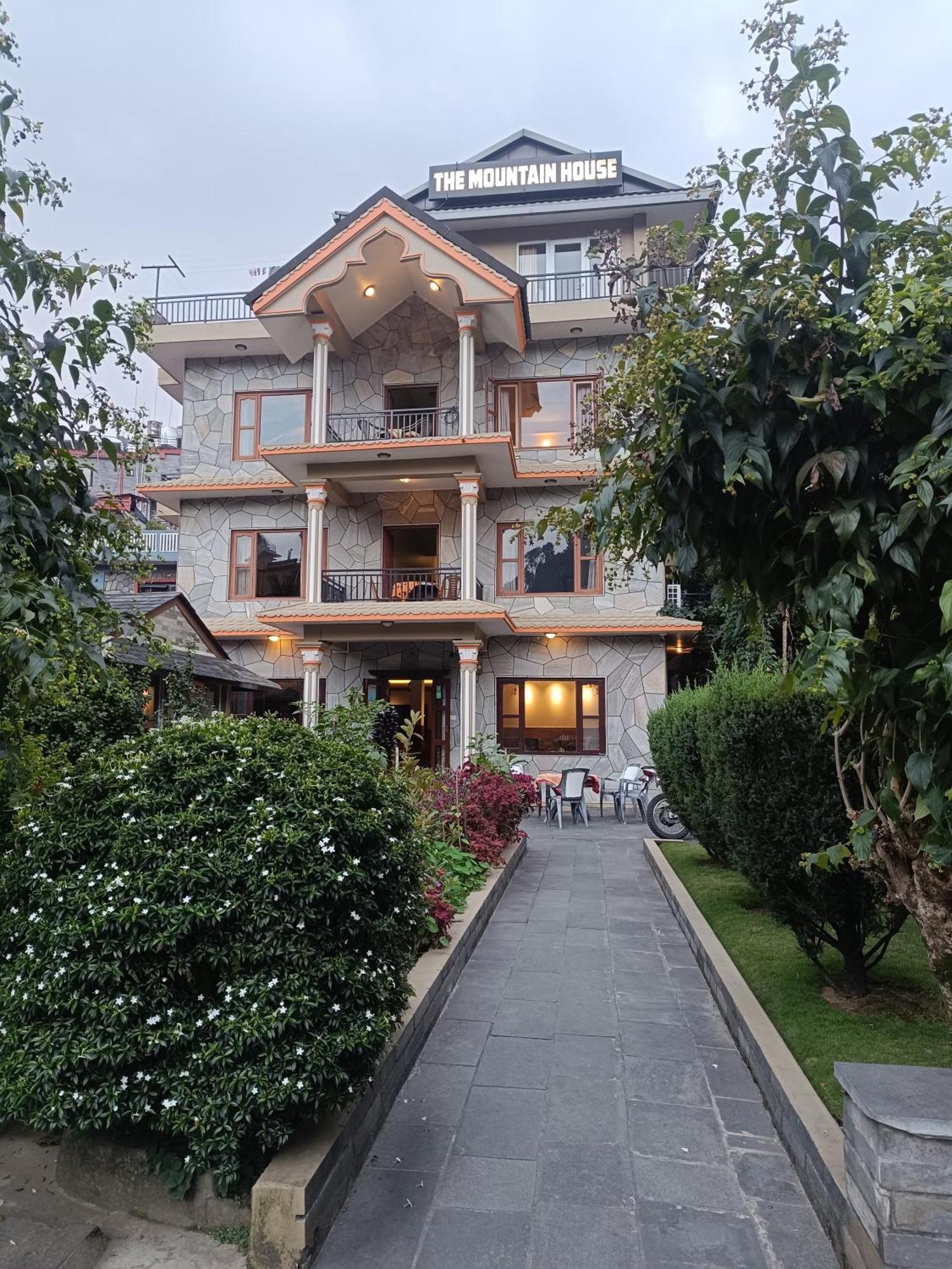 The Mountain House Hotel Pokhara Luaran gambar