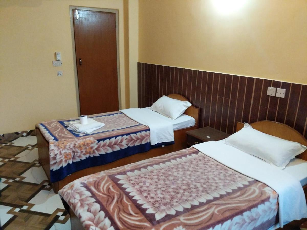 The Mountain House Hotel Pokhara Luaran gambar